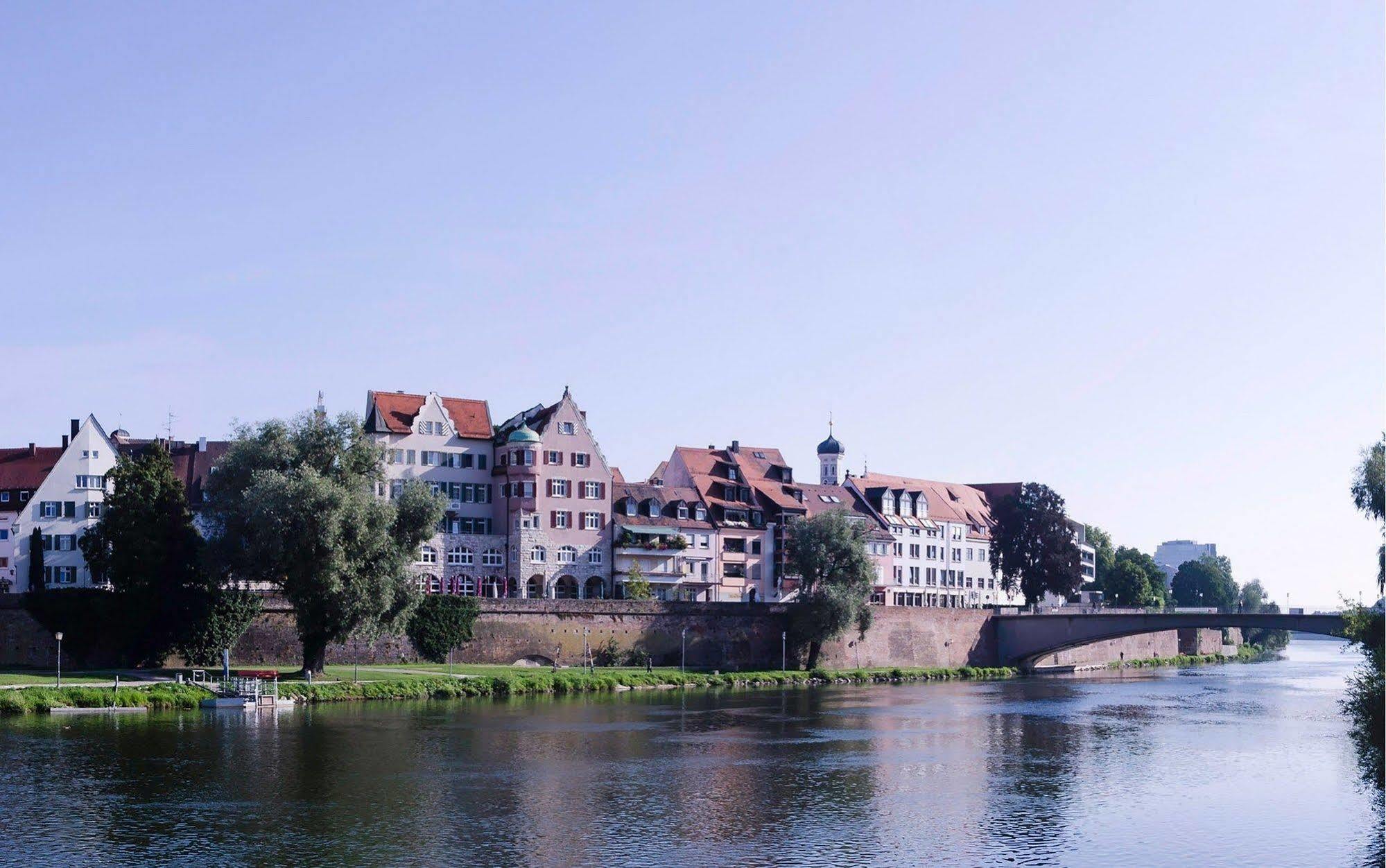 Ulmer Muenster Hotel Exterior foto